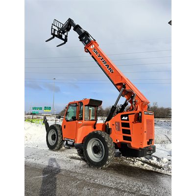 TELESCOPIQUE 12000LBS / 54PI SKYTRAK 12054 110HP